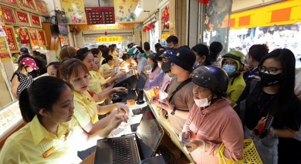 Giá vàng ngày 10/4: Vàng SJC và nhẫn trơn tăng mạnh