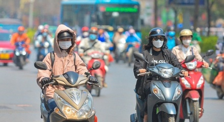 Dự báo thời tiết ngày 16/4: Bắc Bộ nắng nóng, có mưa dông về đêm