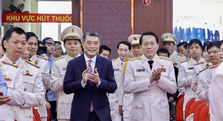 Thủ tướng Lê Minh Hưng: Cảnh sát hình sự tiếp tục là lực lượng tiên phong, sắc bén, mưu trí, dũng cảm trong đấu tranh phòng, chống tội phạm