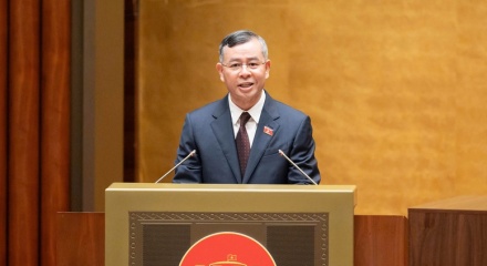 Quốc hội chính thức bỏ ngưỡng thuế 500 triệu đồng với hộ kinh doanh 