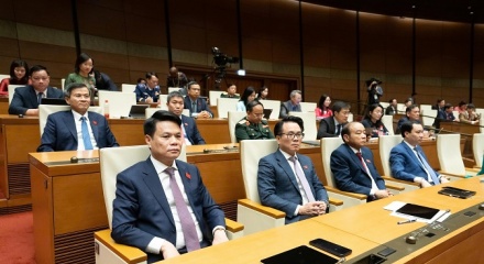 Thông qua Nghị quyết về kế hoạch phát triển kinh tế - xã hội 5 năm 2026-2030