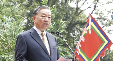 Tổng Bí thư, Chủ tịch nước Tô Lâm gặp gỡ nói chuyện với bà con tại Đền Hùng