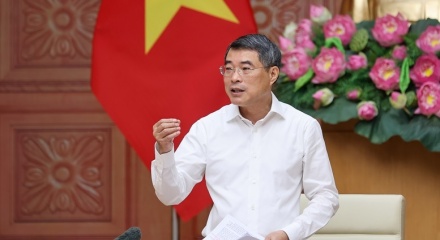 Kiên định mục tiêu tăng trưởng 2 con số trên nền tảng ổn định vĩ mô