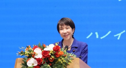 Thủ tướng Nhật Bản: 'Việt Nam đang phát triển hết sức ấn tượng, như rồng bay lên'