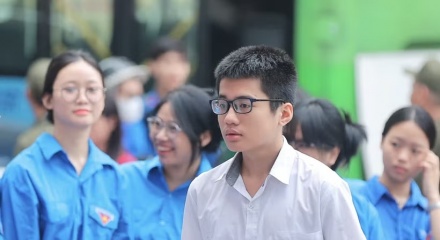 Kỳ thi vào lớp 10 tại Hà Nội: Gần 125.000 sĩ tử bước vào môn thi Ngữ văn