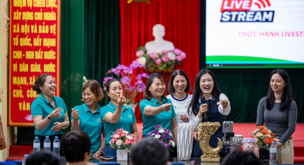Khi nghệ nhân học livestream và làm chủ công nghệ AI