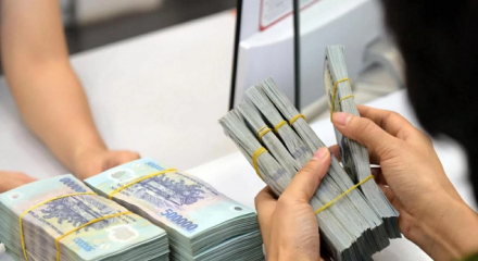 Lãi suất huy động tăng trở lại, chuyên gia cảnh báo áp lực chi phí vốn