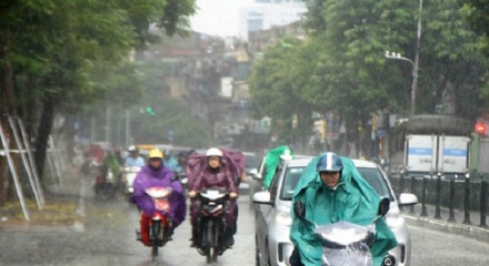 Dự báo thời tiết ngày 26/6: Bắc Bộ có mưa dông, trời dịu mát