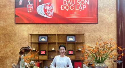 Nghệ nhân Mai Khánh Hoà và hành trình lan tỏa văn hóa trà Việt của người trẻ 