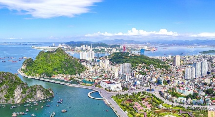 Chủ tịch Quảng Ninh: Nhiệm vụ 6 tháng cuối năm 'hết sức nặng nề'