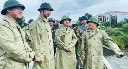 Quyết liệt ứng phó bão số 1, bảo đảm an toàn tuyệt đối tính mạng và tài sản nhân dân