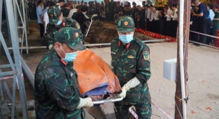 Phát hiện thêm nhiều hài cốt liệt sĩ ở công viên Lê Thị Riêng