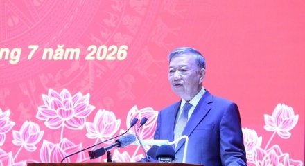 'Không đánh mất niềm tin vào khả năng phục thiện của con người'