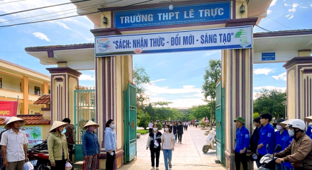 Gian lận thi tốt nghiệp THPT 2026 tại Quảng Trị: Khởi tố 2 giáo viên, 9 thí sinh liên quan