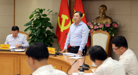 Phó Thủ tướng Thường trực Phạm Gia Túc đôn đốc tiến độ dự án đường kết nối sân bay Gia Bình