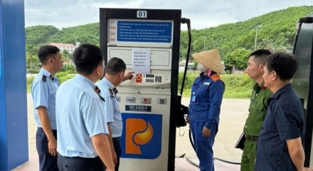 Petrolimex thông tin về việc khách hàng bị hạn chế lượng mua dầu diesel