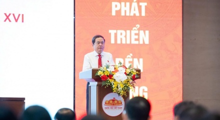 Chủ tịch Quốc hội: Không thể giám sát những vấn đề mới bằng tư duy cũ