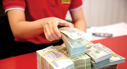 Điều hành chính sách tiền tệ linh hoạt, khơi thông nguồn vốn hỗ trợ tăng trưởng 2 con số