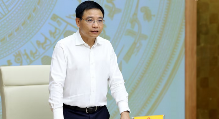 Phó Thủ tướng Nguyễn Văn Thắng: Xử lý dứt điểm vướng mắc Thuế và Hải quan trước ngày 31/8