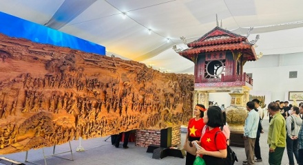 Hà Nội hỗ trợ 84 làng nghề xây dựng thương hiệu: Đưa 'di sản sống' vươn tầm quốc tế
