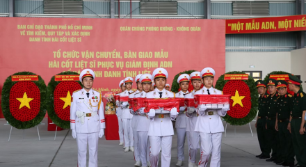 Vận chuyển hơn 7.000 mẫu hài cốt liệt sĩ từ TP.HCM ra Hà Nội để giám định ADN