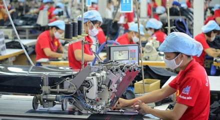 Tăng trưởng 2026: Động lực bứt phá, thách thức đan xen
