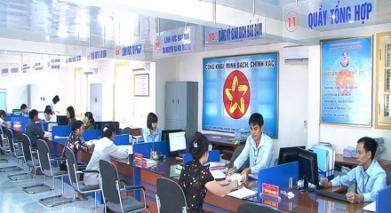 Chính phủ yêu cầu cắt giảm tối đa thủ tục hành chính, thúc đẩy tăng trưởng hai con số