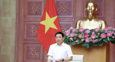 Phó Thủ tướng Nguyễn Văn Thắng chỉ đạo thực hiện tốt việc kiểm soát giá những tháng cuối năm