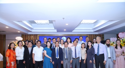 Kỷ niệm 13 năm thành lập Hội Nghệ nhân và Thương hiệu Việt Nam: Vinh quang trí tuệ bàn tay vàng – Tự hào thương hiệu Việt Nam