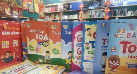 Bộ GD&ĐT nhận trách nhiệm về việc thiếu sách giáo khoa đầu năm học 