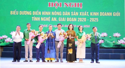 Nghệ An biểu dương 130 hộ nông dân sản xuất, kinh doanh giỏi tiêu biểu