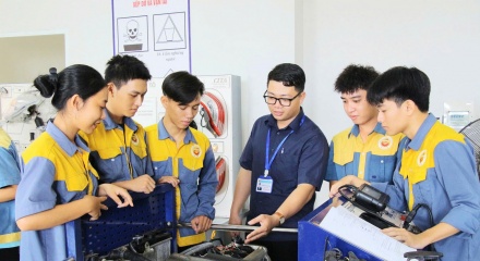 Giáo dục nghề nghiệp cần gắn đào tạo với dữ liệu và việc làm
