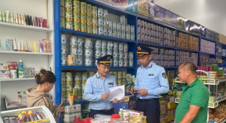Nghệ An Tăng cường chống buôn lậu, kinh doanh trái phép thuốc lá