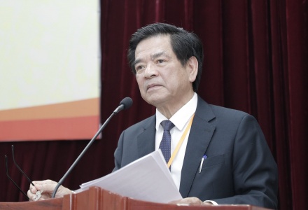 Kiểm soát thị trường vàng: Nhà nước cần hoàn thiện hành lang pháp lý cho giao dịch vàng, hạn chế đầu cơ, làm giá