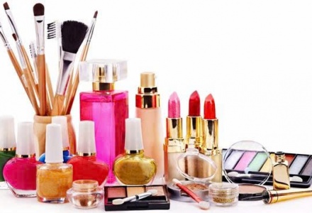 Quy định quảng cáo mỹ phẩm không được gây hiểu nhầm như thuốc chữa bệnh