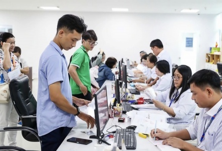 Kiên quyết tinh giản cán bộ yếu kém, nâng chất lượng công chức cấp xã