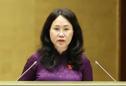 Xuất bản phẩm về lịch sử, lãnh tụ sẽ qua 3 vòng kiểm soát