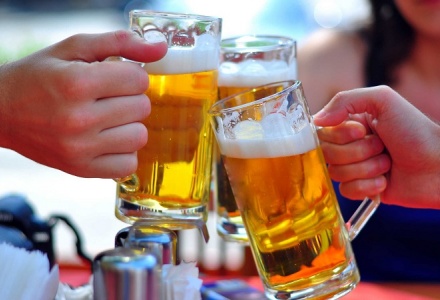 Bộ Tài chính đề xuất tăng thuế tiêu thụ đặc biệt với rượu bia theo lộ trình