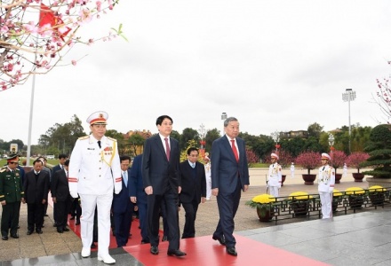 Lãnh đạo Đảng, Nhà nước vào Lăng viếng Chủ tịch Hồ Chí Minh