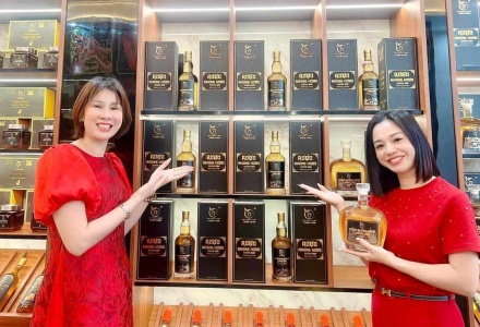 Khai trương showroom Nhung Hươu Trầm Nhân Hương Sơn tại TP Vinh, Nghệ An