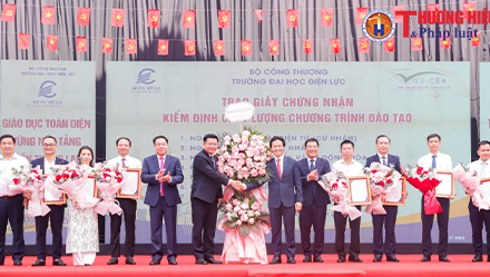Đại học Điện Lực khai giảng năm học mới: Lan toả lịch sử truyền thống và đổi mới giáo dục