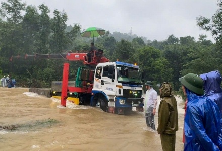 Ứng phó bão số 13: Xả nước tối đa hồ chứa, hoàn thành sơ tán dân trước 12 giờ ngày 6/11