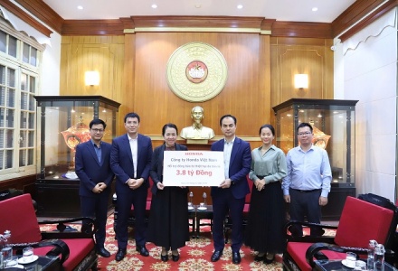 Honda Việt Nam ủng hộ 3,8 tỷ đồng, sẻ chia cùng người dân bị ảnh hưởng bởi lũ lụt