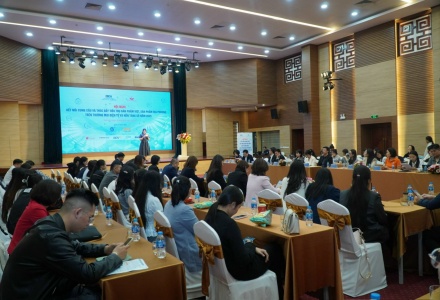 Thúc đẩy tiêu thụ sản phẩm Việt trên môi trường số, kết nối đồng bộ logistics và tài chính 