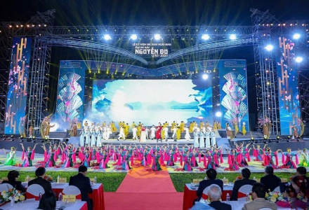 Hà Tĩnh kỷ niệm 260 năm Ngày sinh Đại thi hào Nguyễn Du