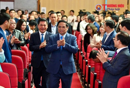 Vững vàng bước vào kỷ nguyên mới - dấu ấn 'ba trụ cột' ngành Công Thương