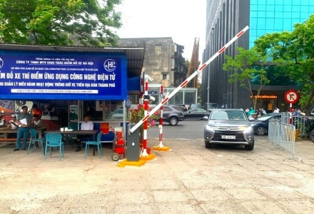 Toàn bộ bến xe loại 1 phải áp dụng thu phí điện tử không dừng trong năm 2026