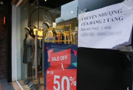 Nhiều thương hiệu thời trang Việt lần lượt rút lui khỏi thị trường