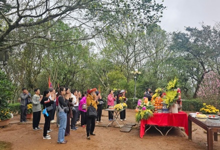 Xuân về trên đỉnh Am Tiên - Hành hương giữa đất trời linh khí