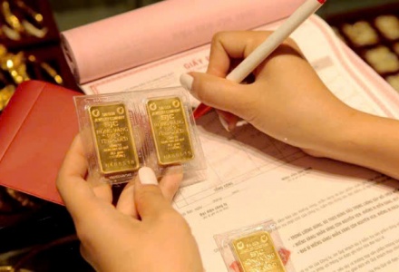 Giá vàng và ngoại tệ ngày 6/3: Trong nước phục hồi, thế giới giảm do đồng USD mạnh lên